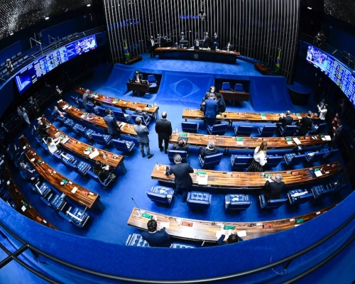 PEC 6 por 1 tem semana decisiva no Senado com Alcolumbre sob pressão